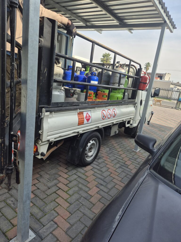uqhakazo services depo